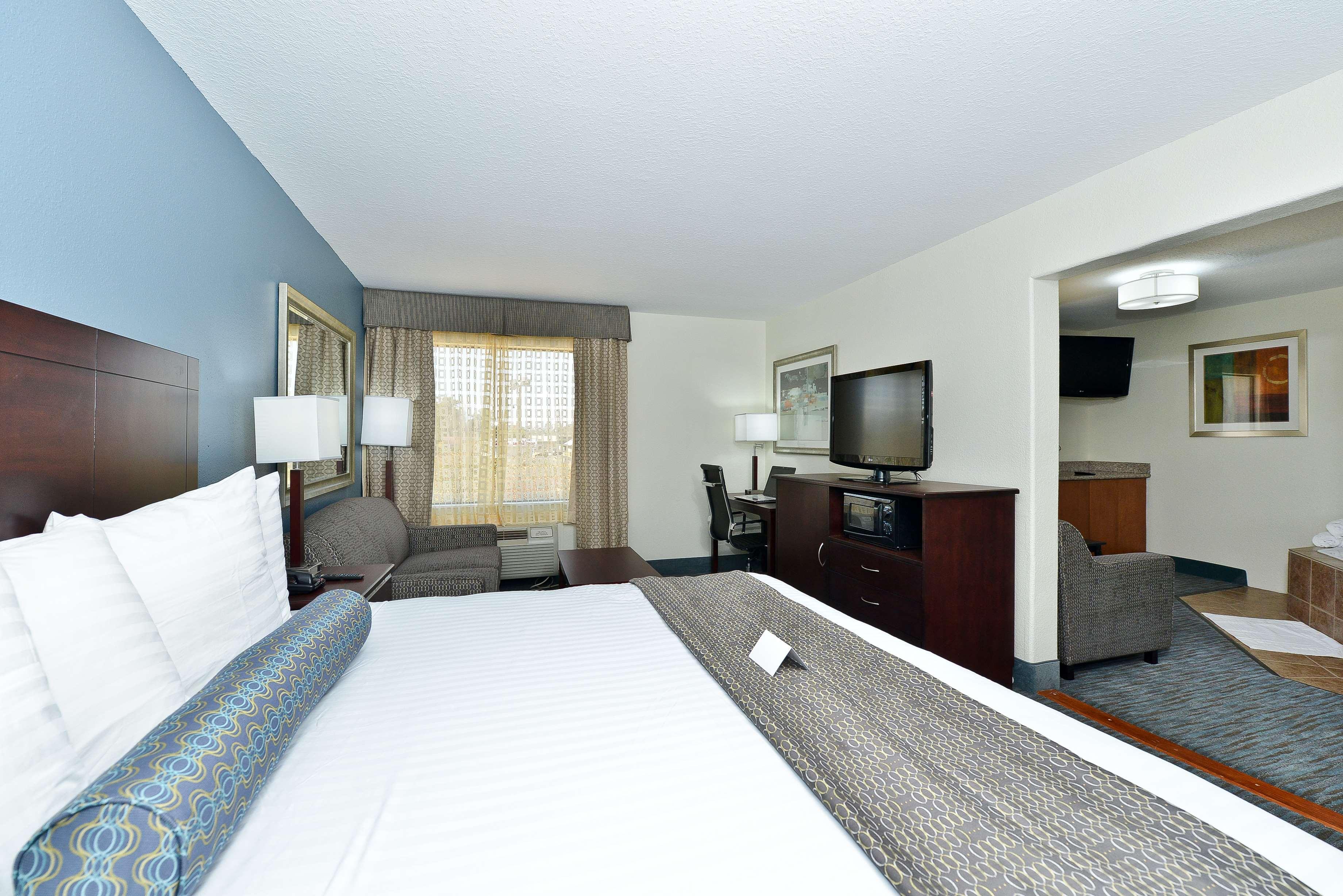 Best Western Plus Orange County Vidor Exteriér fotografie