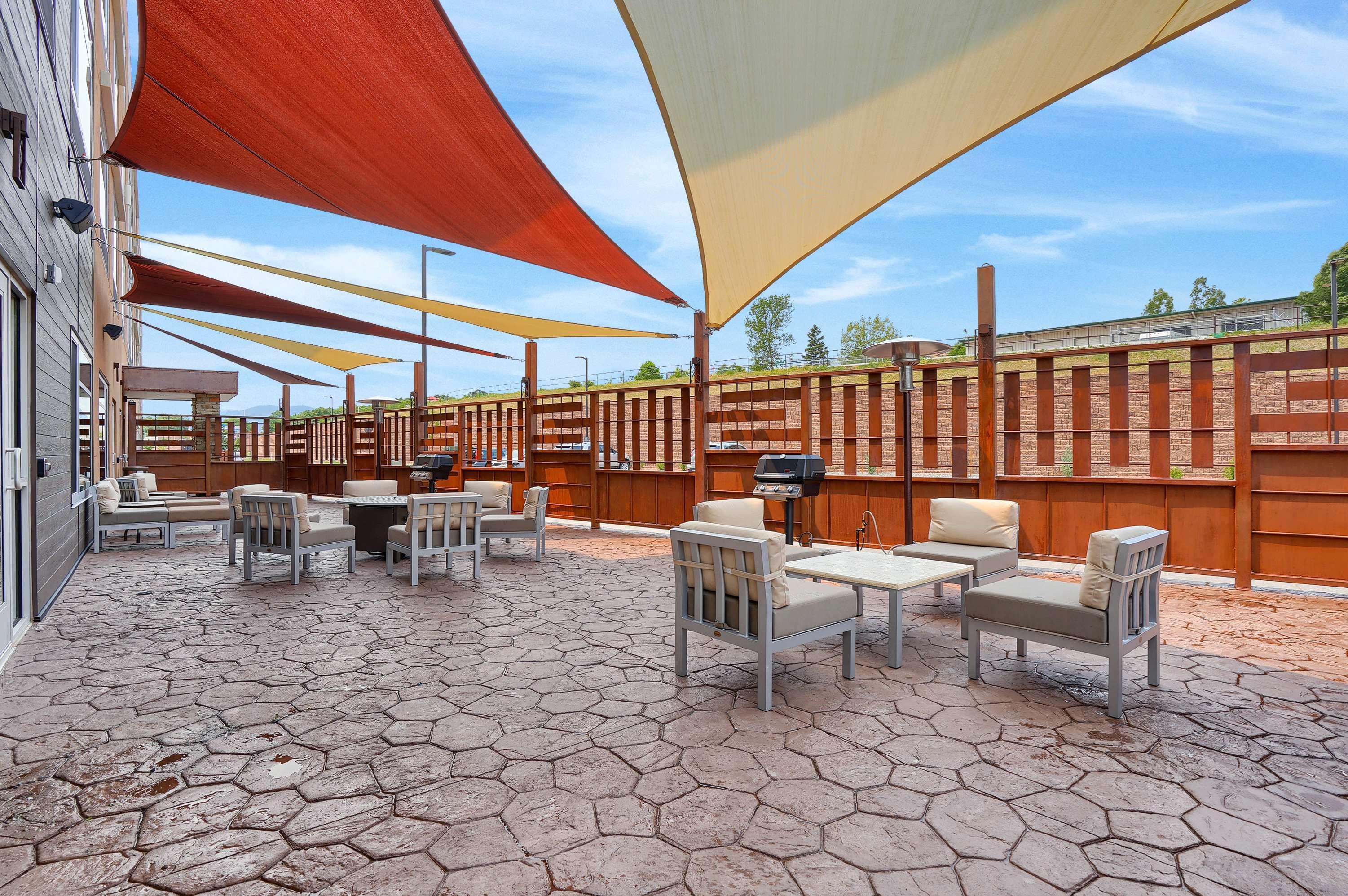 Best Western Plus Orange County Vidor Exteriér fotografie