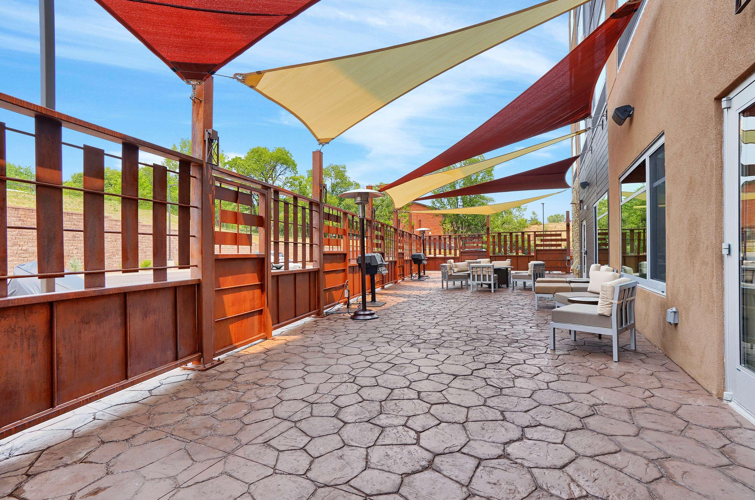 Best Western Plus Orange County Vidor Exteriér fotografie