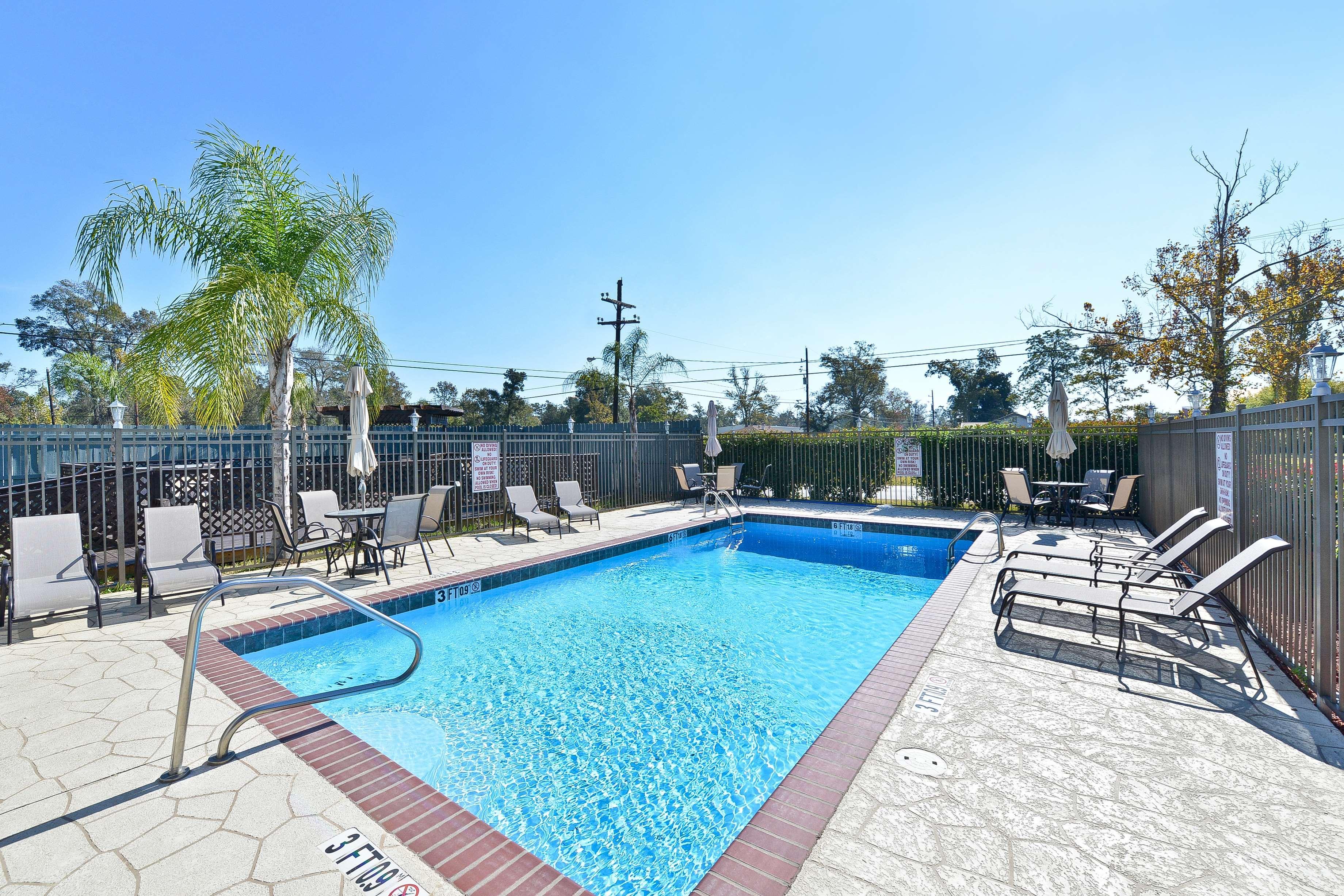 Best Western Plus Orange County Vidor Exteriér fotografie
