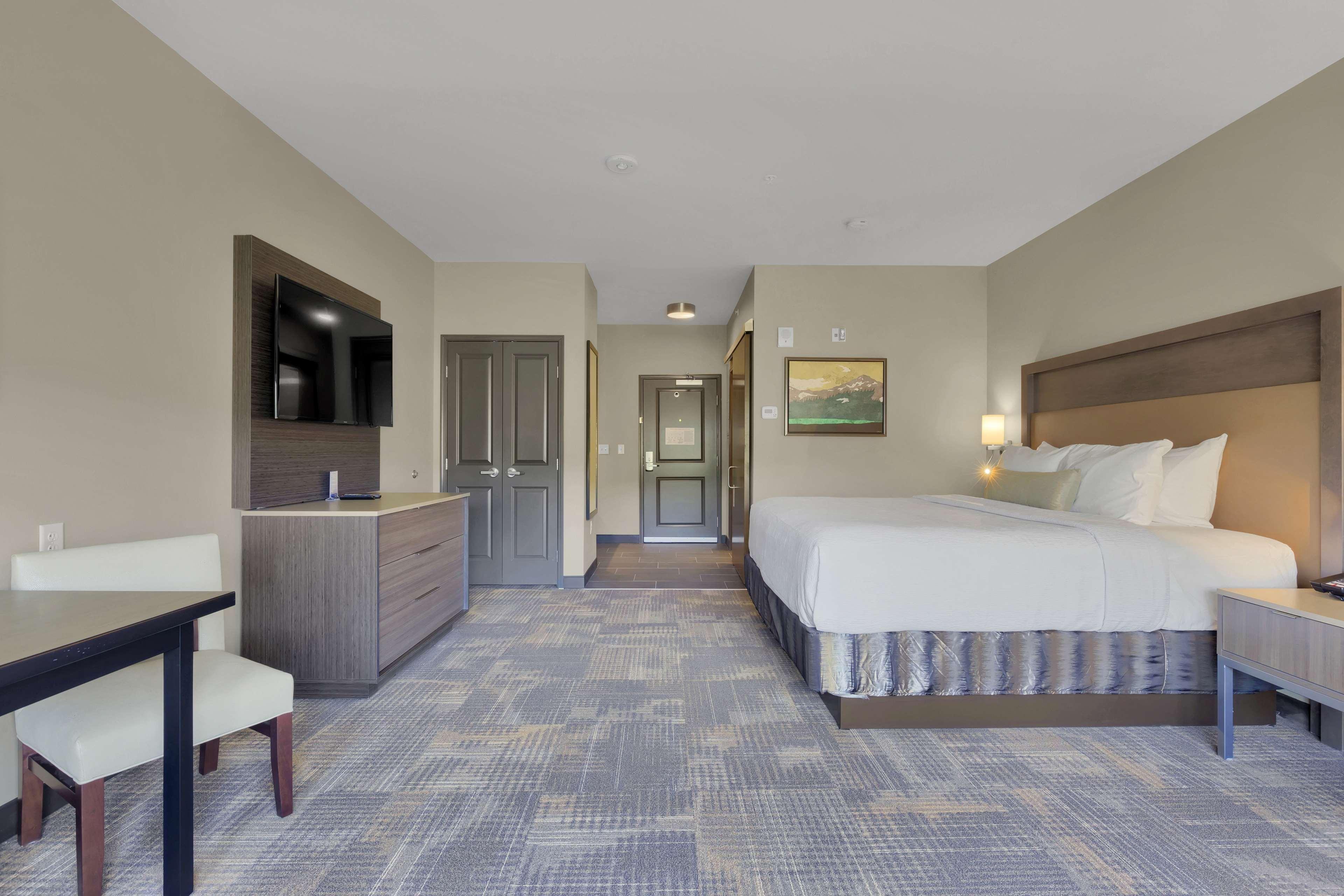Best Western Plus Orange County Vidor Exteriér fotografie