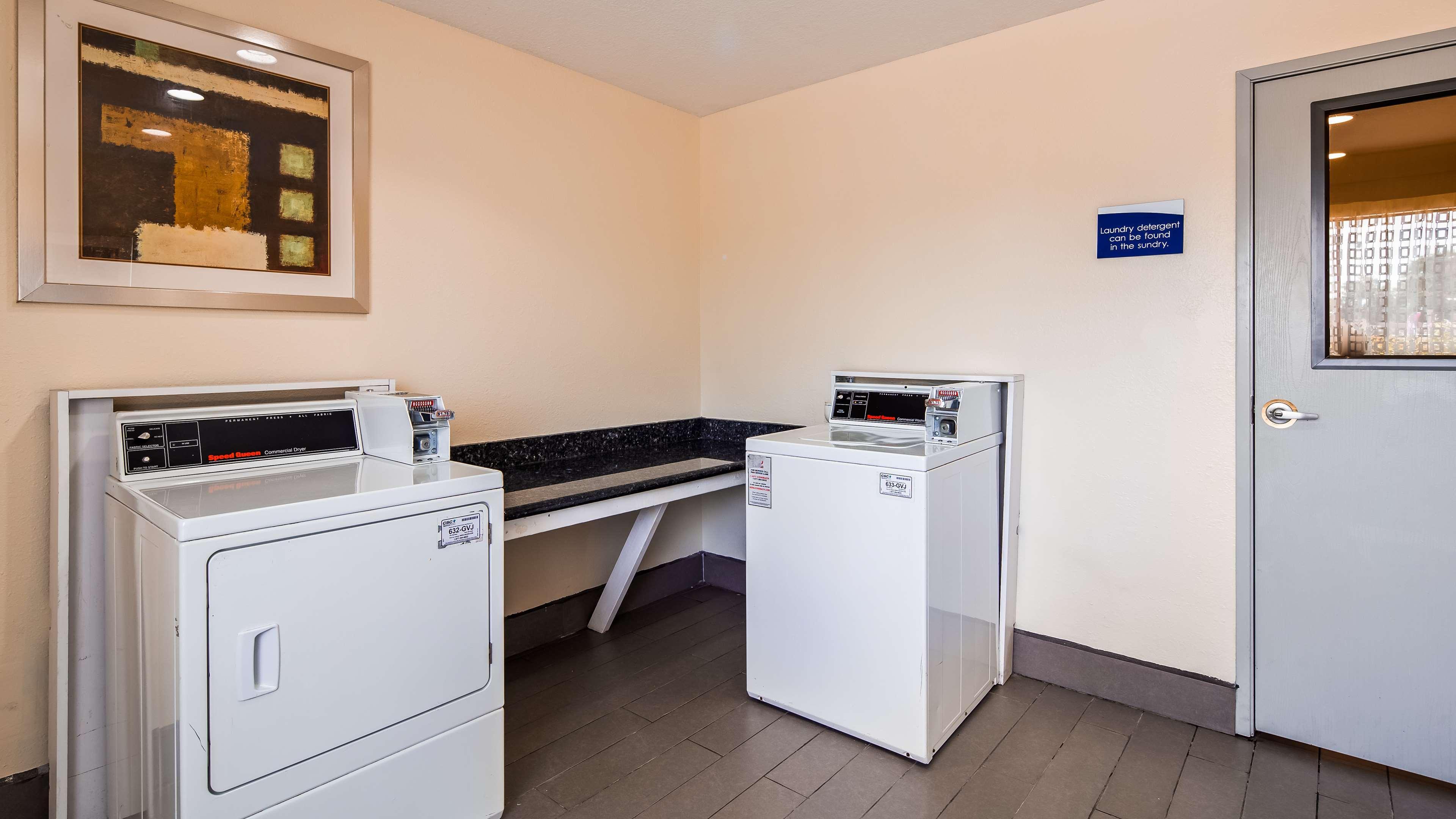 Best Western Plus Orange County Vidor Exteriér fotografie